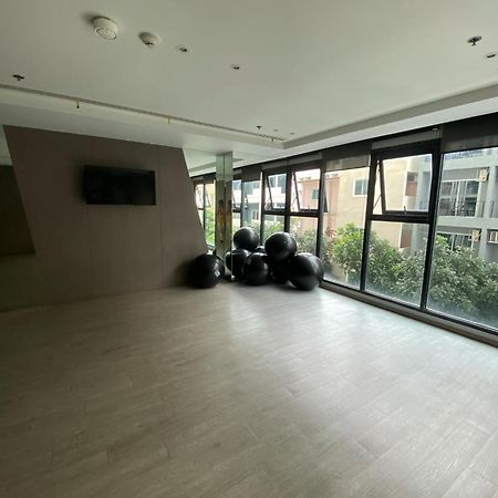 The Base In Pattaya Exterior foto