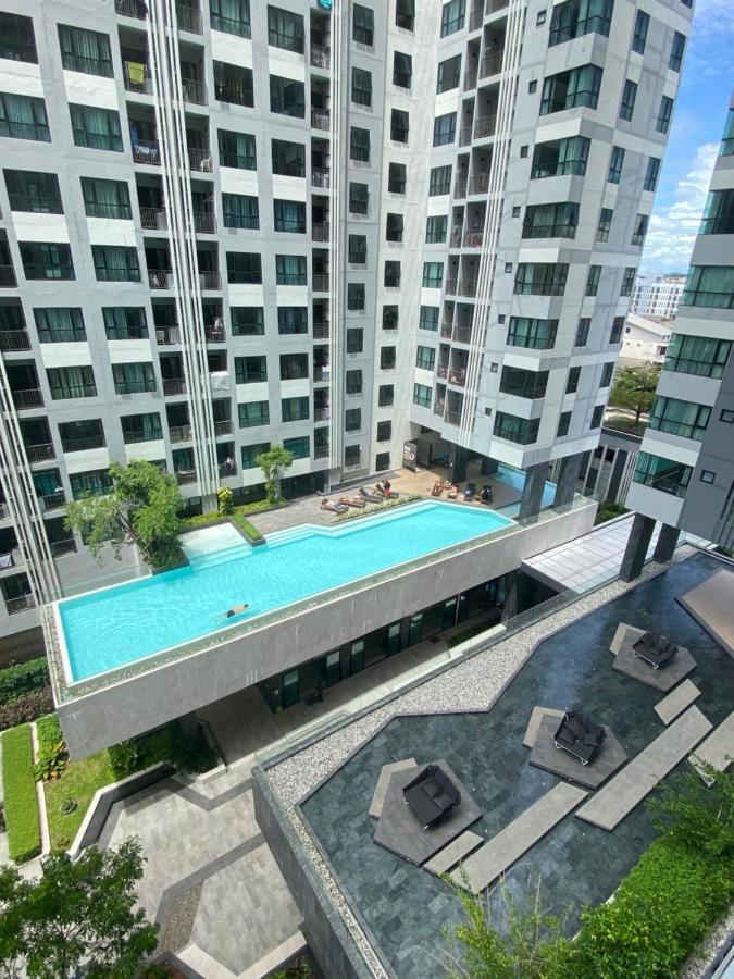 The Base In Pattaya Exterior foto